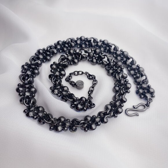 Givenchy Pastel Navy Blue Rhinestone Jewel Crystal Flower Floral Choker Necklace - Picture 4 of 12